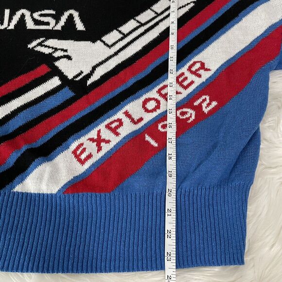 Well Worn NWOT NASA Explorer 1992 Knit Sweater Size L Ugly Holiday Sweater - Picture 8 of 8